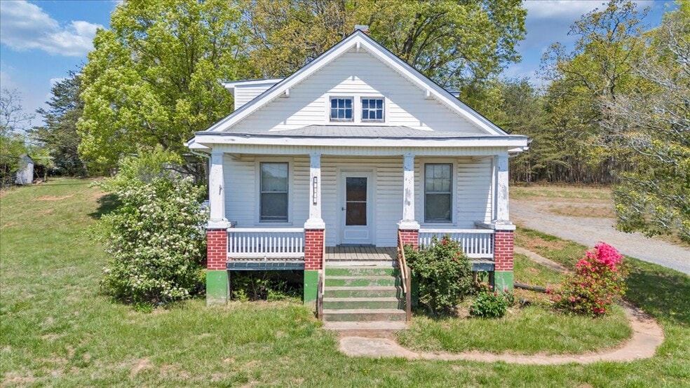 12173 Moneta Rd, Moneta, VA for sale - Primary Photo - Image 2 of 88