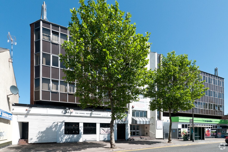 35-41 The Parade, Oadby for sale - Primary Photo - Image 1 of 1