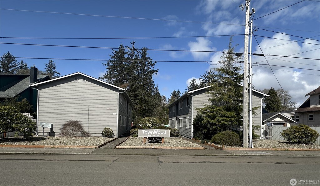 210 Spruce St E, Ilwaco, WA for sale Building Photo- Image 1 of 1