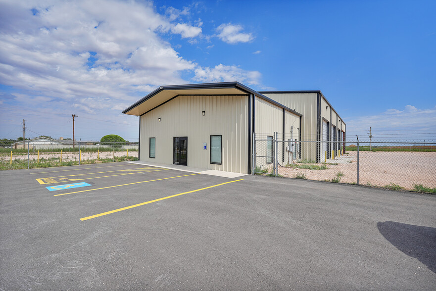 2809 W County Road 130, Midland, TX for lease - Building Photo - Image 2 of 26