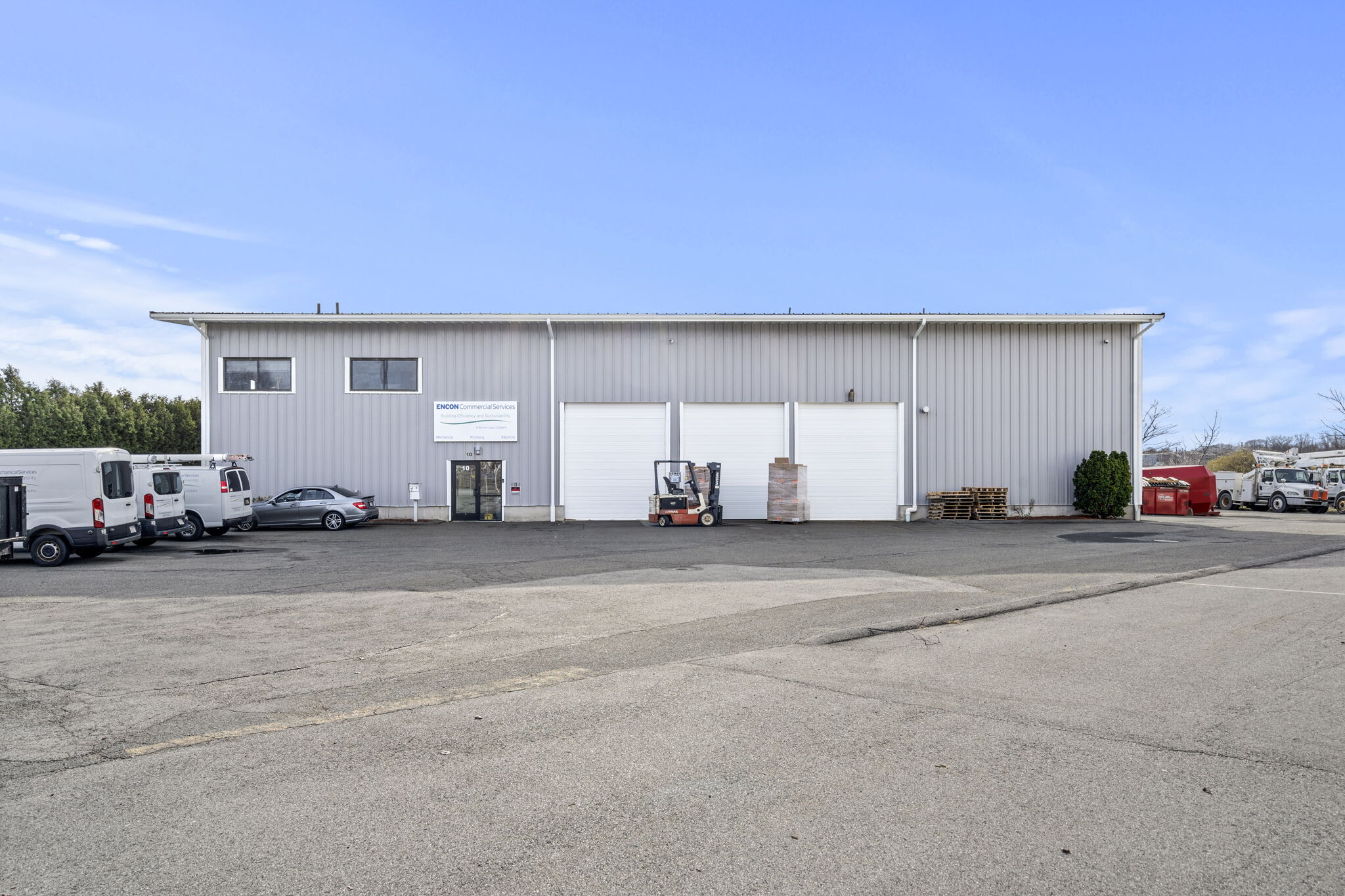 10R Rainbow Ter, Danvers, MA for lease Building Photo- Image 1 of 5