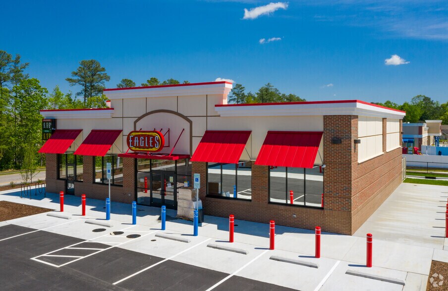 8051 Target Side Dr, Raleigh, NC 27616