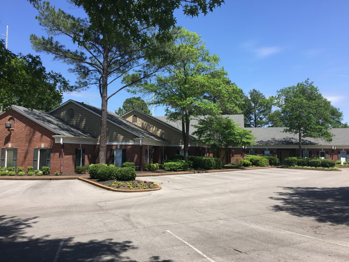 618 Oakleaf Office Ln, Memphis, TN 38117 - Property Record | LoopNet.com