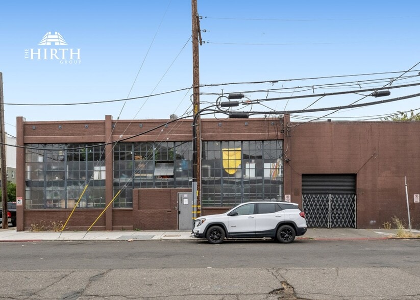 2321 Filbert St, Oakland, CA for sale - Building Photo - Image 2 of 35