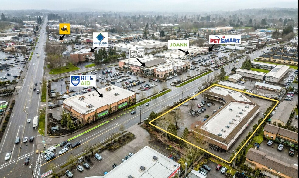 919-935 NW Circle Blvd, Corvallis, OR for lease - Building Photo - Image 2 of 9