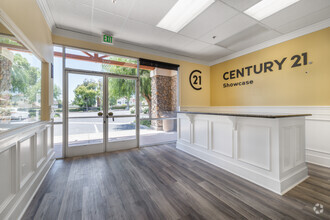 28930-28988 Greenspot Rd, Highland, CA for lease Interior Photo- Image 2 of 7