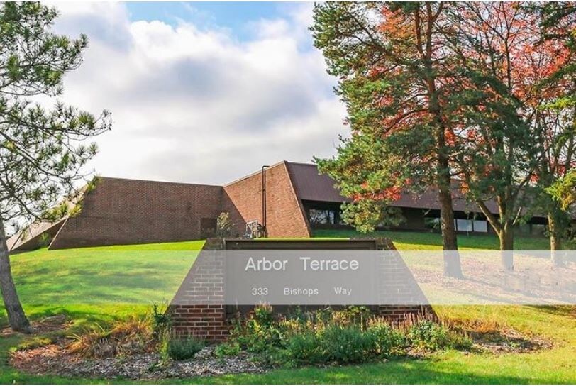 333 Bishops Way, Brookfield, WI for sale - Building Photo - Image 1 of 1