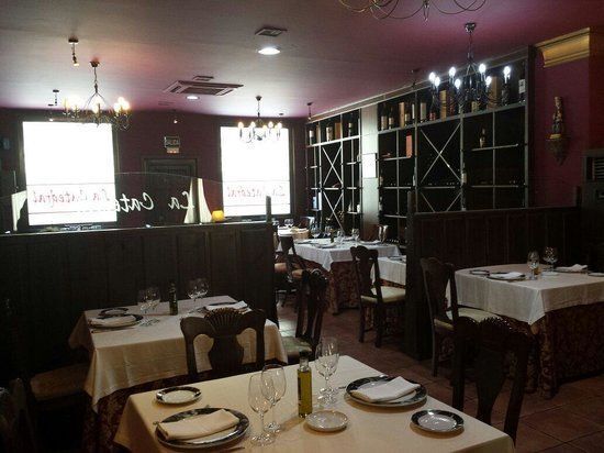 Retail in Plasencia, Cáceres for lease - Building Photo - Image 2 of 7