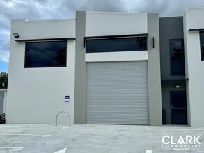 8-10 Naves Dr, Coomera for lease Building Photo- Image 1 of 12