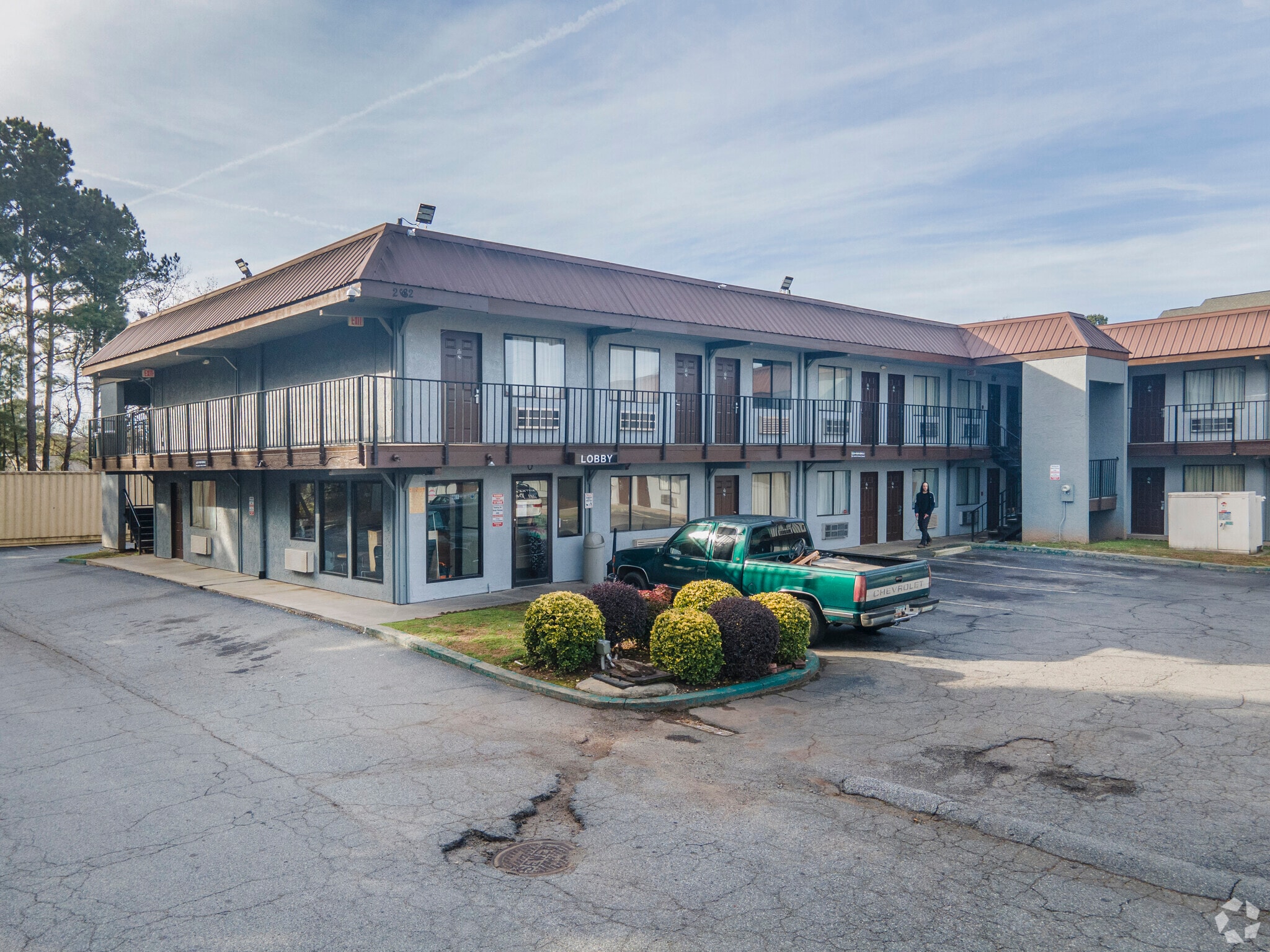 2682 Windy Hill Rd, Marietta, GA 30067 Western Inn Marietta