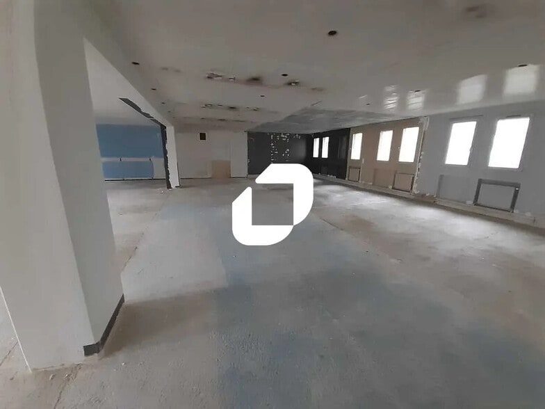 Office in Le Pré-Saint-Gervais for lease - Interior Photo - Image 2 of 2