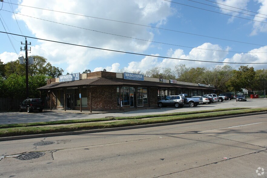 68026820 Telephone Rd, Houston, TX, 77061 Retail Space For Lease