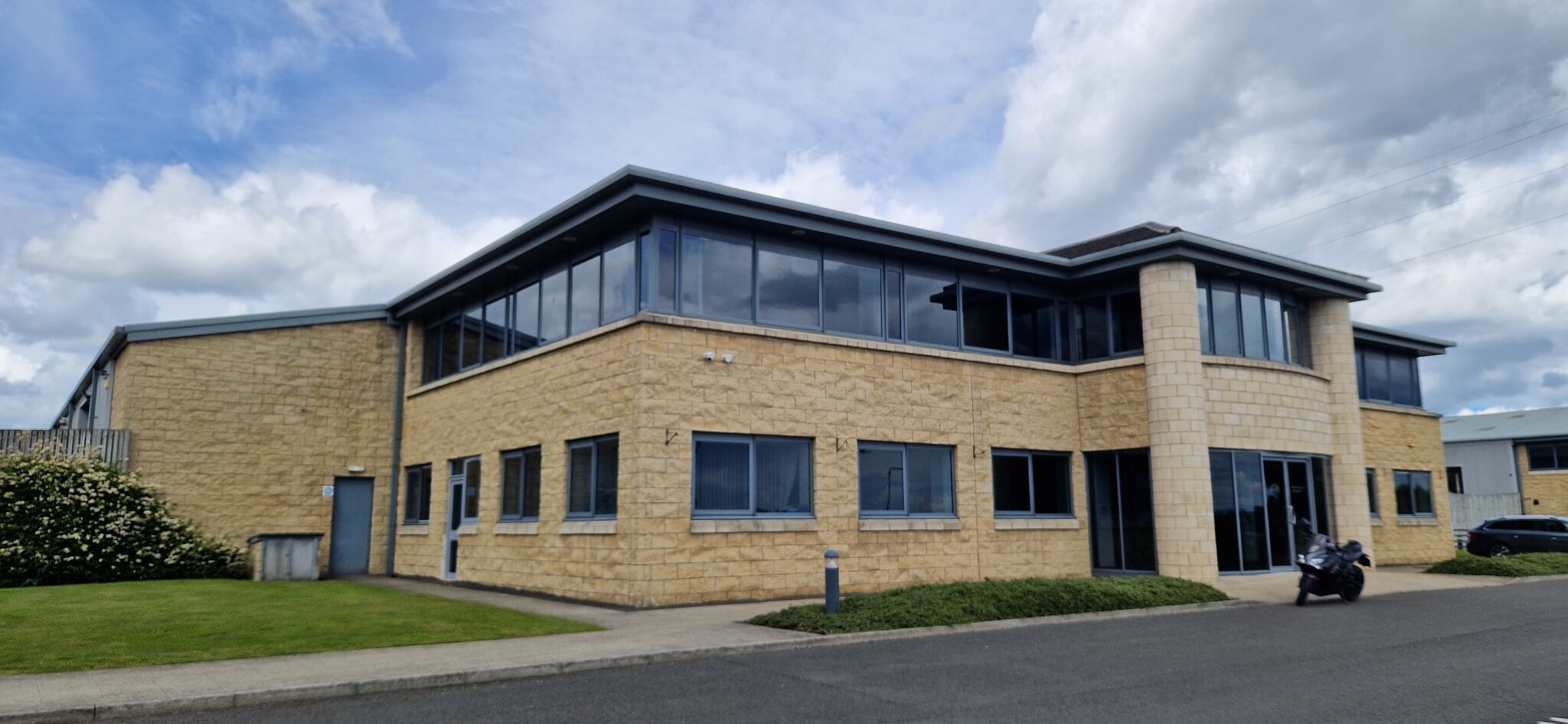 Wheatfield Rd, Kirkcaldy for sale Building Photo- Image 1 of 20