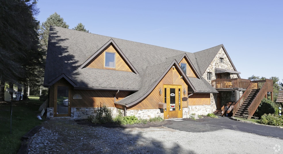 3662 Route 31, Donegal, PA 15628 Office/Medical for Lease