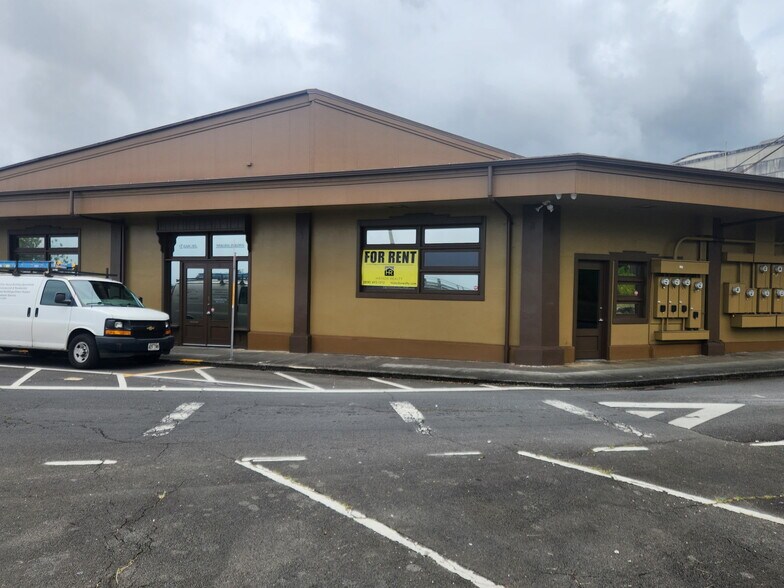 8 Kamehameha Ave, Hilo, HI for sale - Building Photo - Image 1 of 1