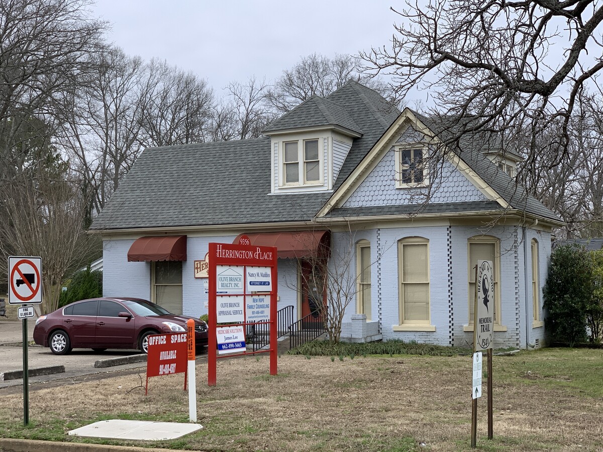 9356 Goodman Rd, Olive Branch, MS 38654