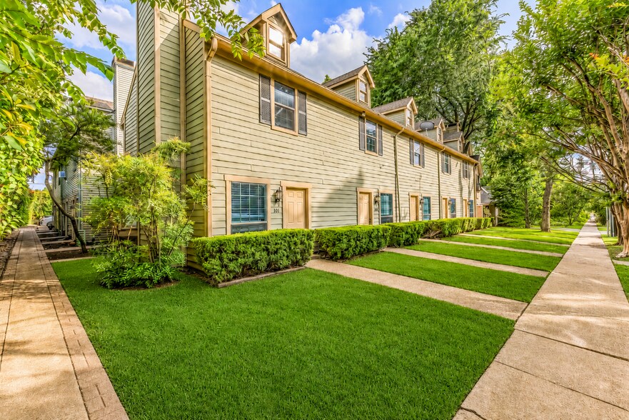 1221 Abrams Rd, Dallas, TX for sale - Building Photo - Image 3 of 6