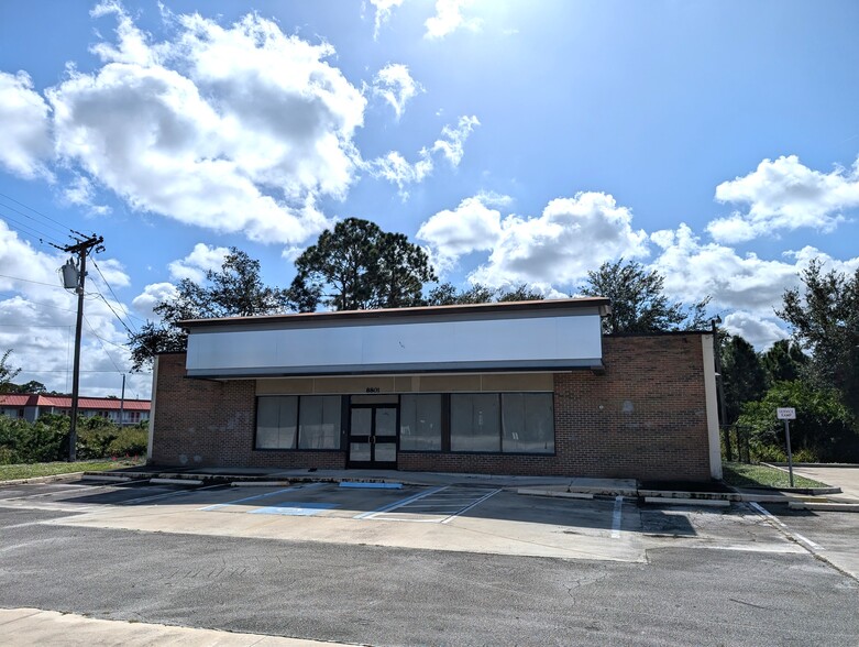 8801 20th St, Vero Beach, FL for lease - Building Photo - Image 3 of 6