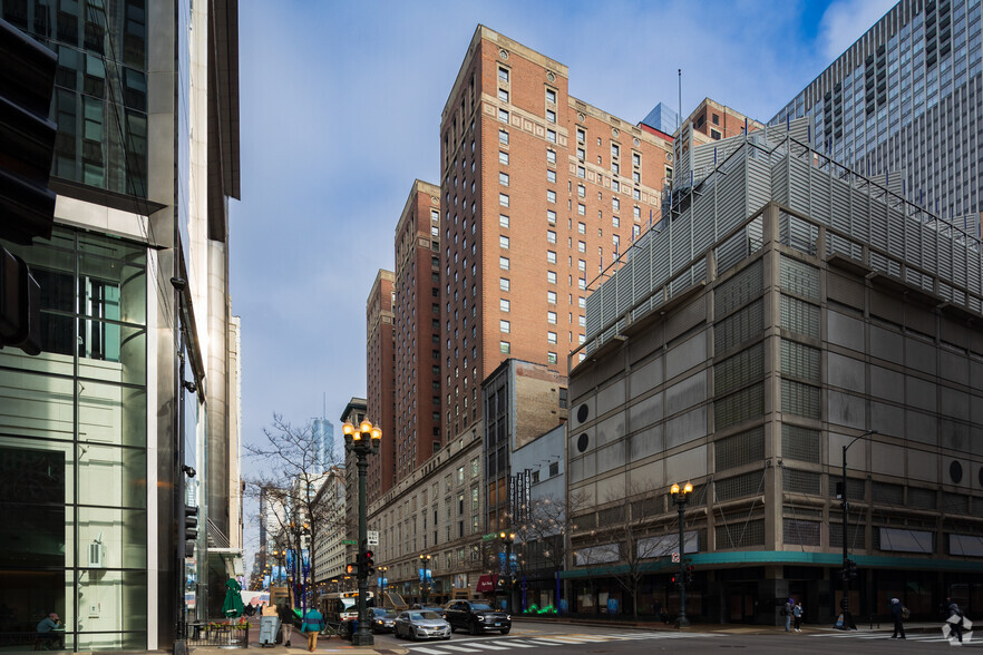 17 E Monroe St, Chicago, IL for sale - Primary Photo - Image 1 of 1