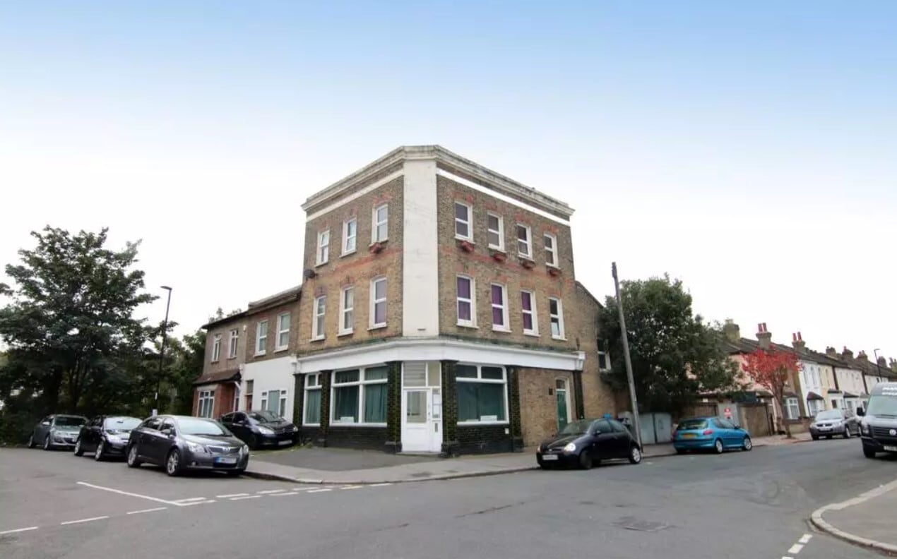 34 Stroud Rd, London for sale Building Photo- Image 1 of 1