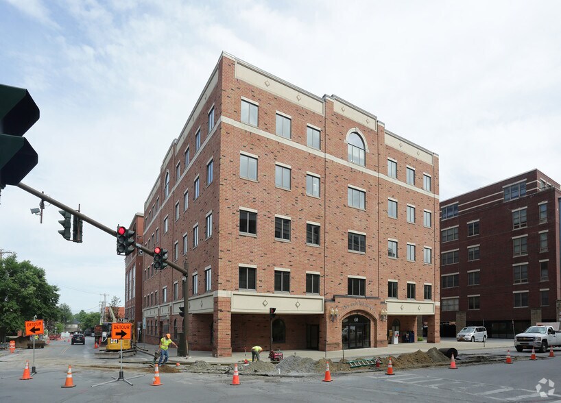 60 Railroad Pl, Saratoga Springs, NY 12866 Wise Building