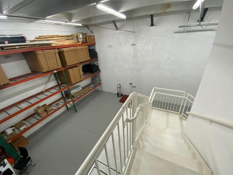 5920-5930 NW 99th Ave, Miami, FL for lease - Interior Photo - Image 3 of 5