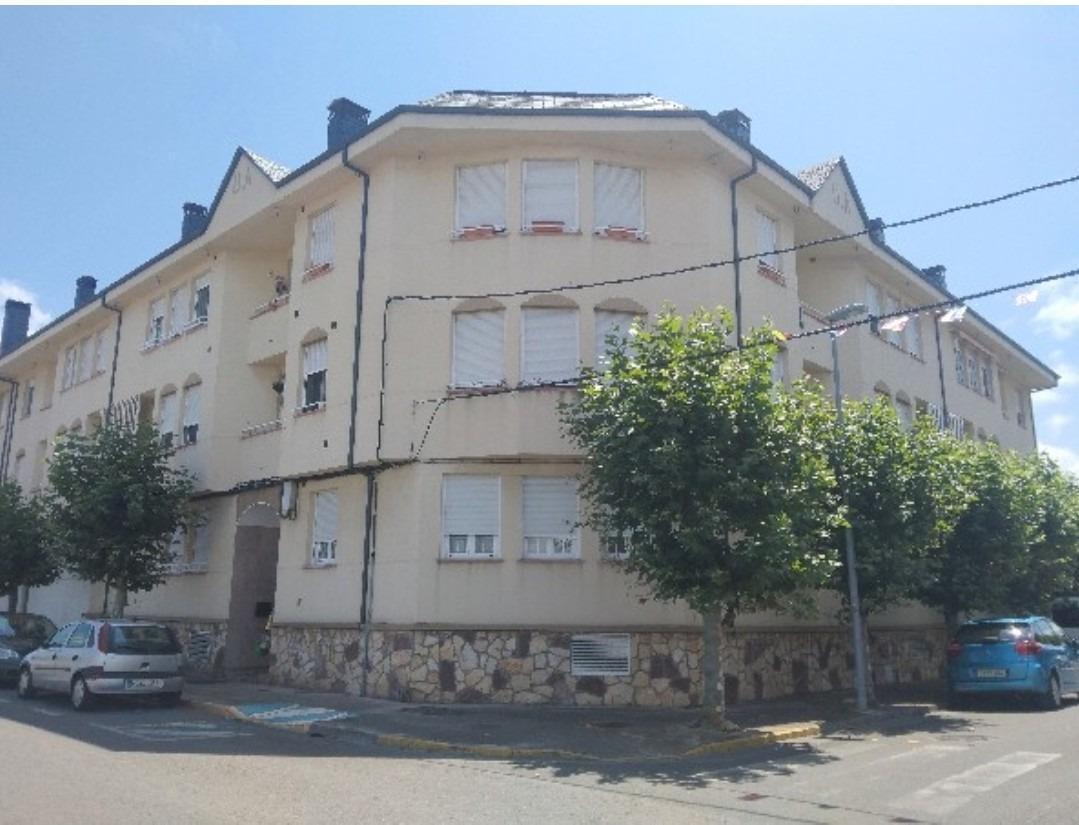 Avenida de las Islas Baleares, 63, Ponferrada, León for sale Building Photo- Image 1 of 8