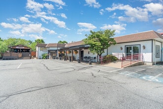 1990 W Main St, Mount Joy, PA for lease Interior Photo- Image 2 of 23