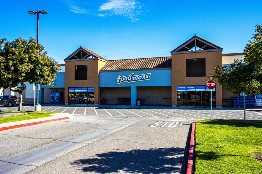 2440 S Broadway, Santa Maria, CA for lease - Building Photo - Image 1 of 4