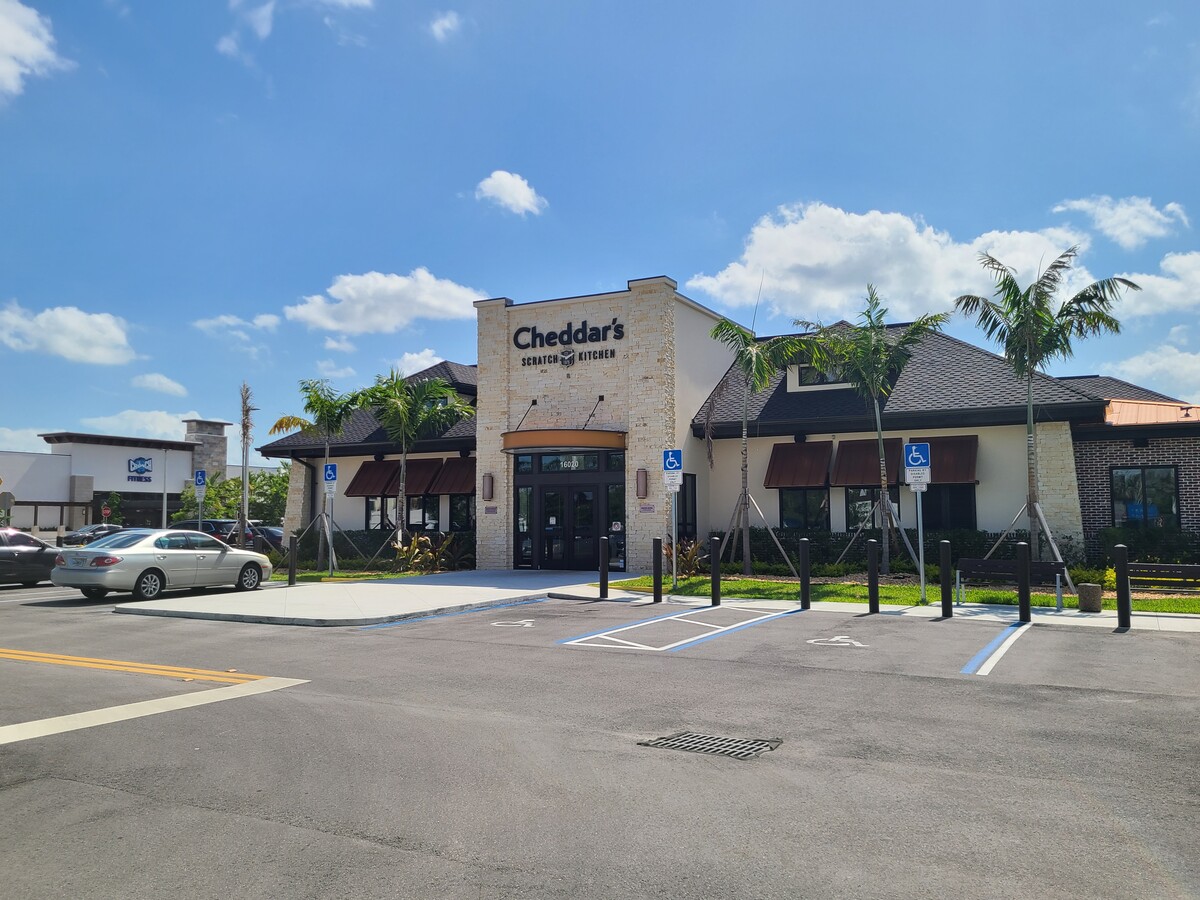 16020 Pines Blvd, Pembroke Pines, FL 33027