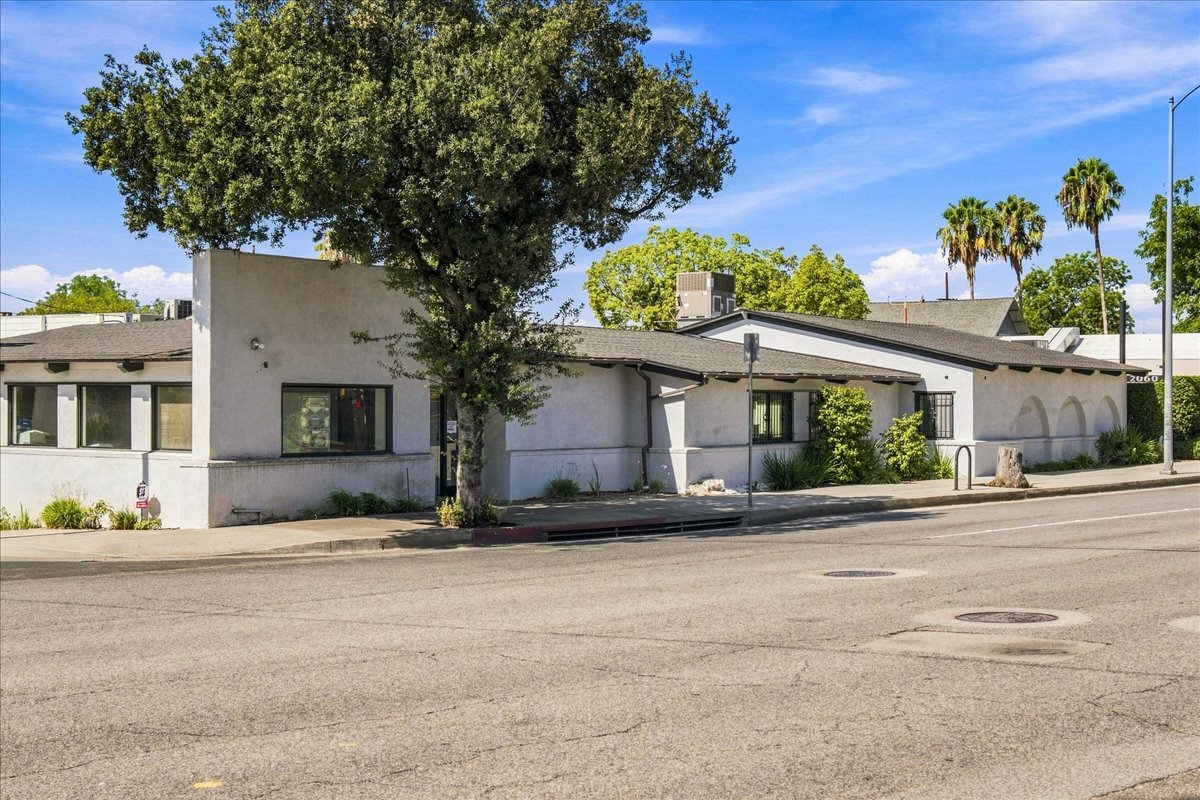 2060 E Foothill Blvd, Pasadena, CA for sale Building Photo- Image 1 of 14