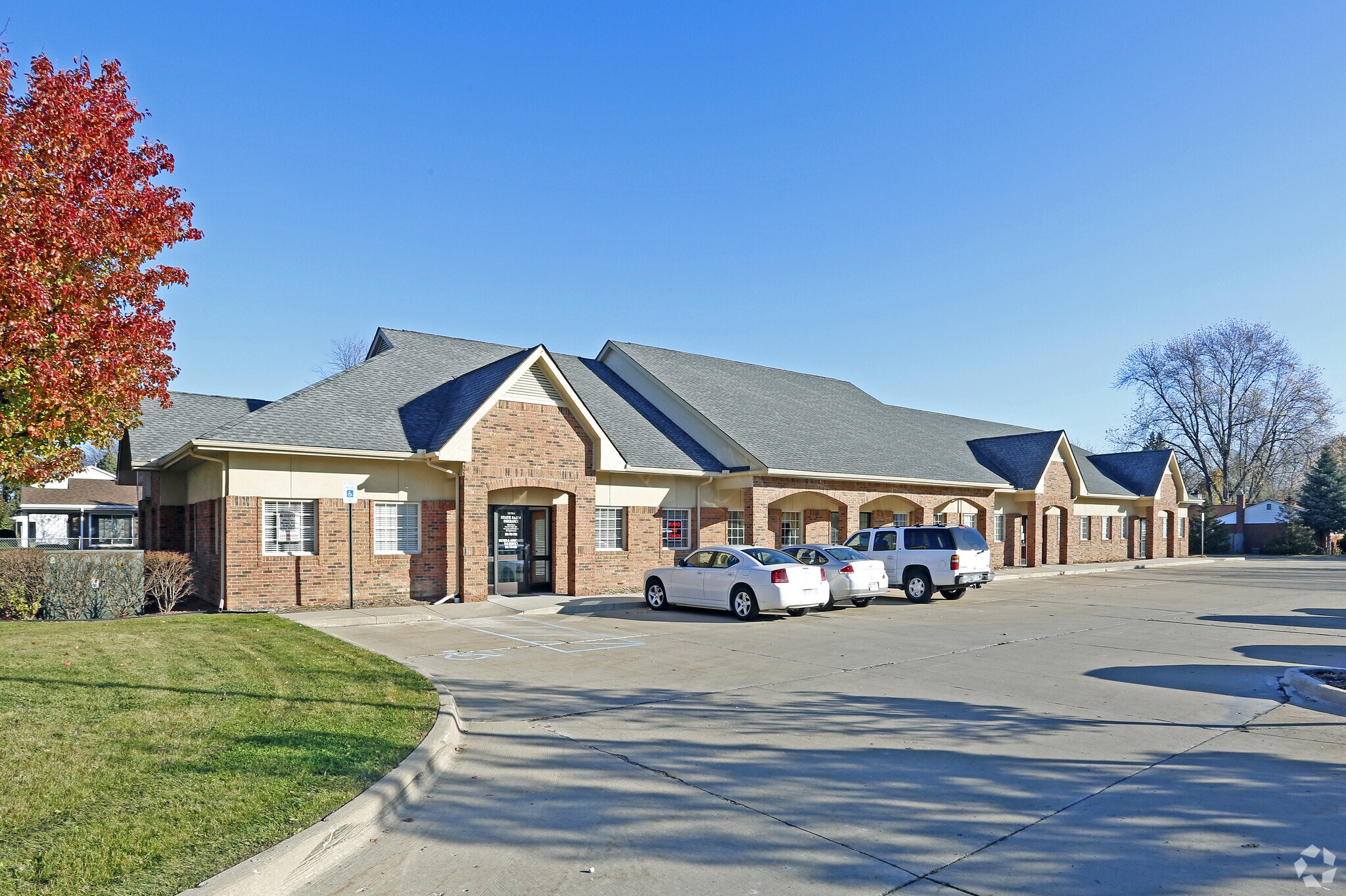 35764-35782 Harper Ave, Clinton Township, MI for sale Primary Photo- Image 1 of 1