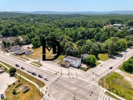 Prime Retail | Signalized Intersection NY-376 - Storefront