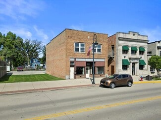 More details for 1020 Main St, Union Grove, WI - Retail for Sale