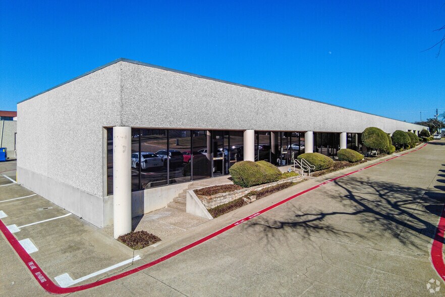 2101 Midway Rd, Carrollton, TX for lease - Primary Photo - Image 1 of 5