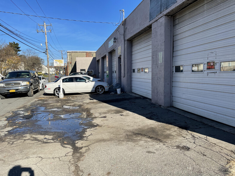 375-379 North St, Middletown, NY for sale - Building Photo - Image 2 of 9