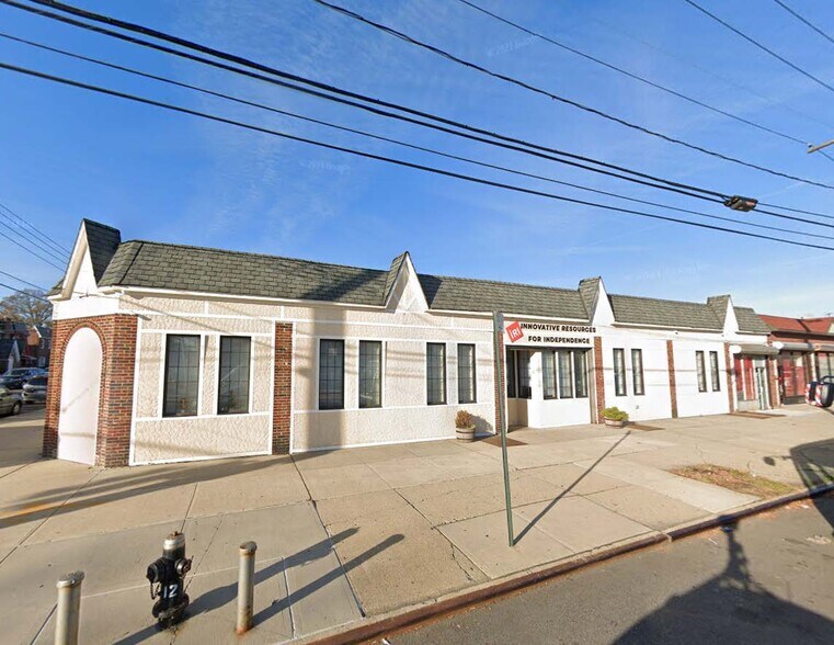 112-40-112-50 Francis Lewis Blvd, Jamaica, NY for sale - Building Photo - Image 1 of 1