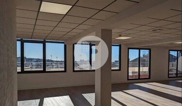 Office in Barcelona, Barcelona for lease Interior Photo- Image 2 of 7
