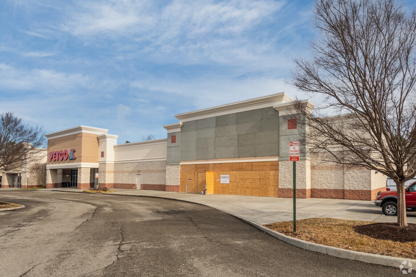 9041 Staples Mill Rd, Richmond, VA 23228