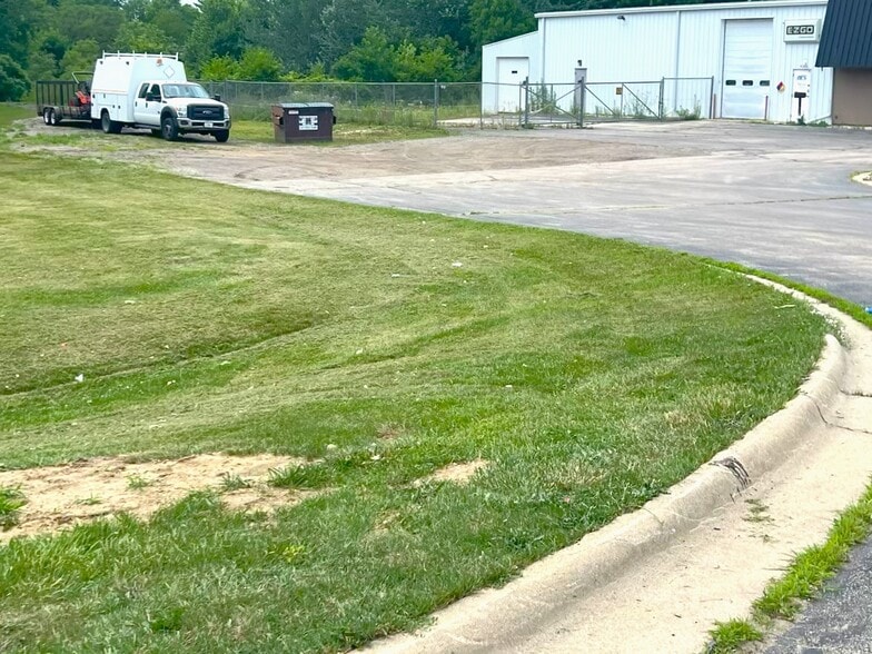 3269 S Alpine Rd, Rockford, IL for sale - Primary Photo - Image 1 of 12