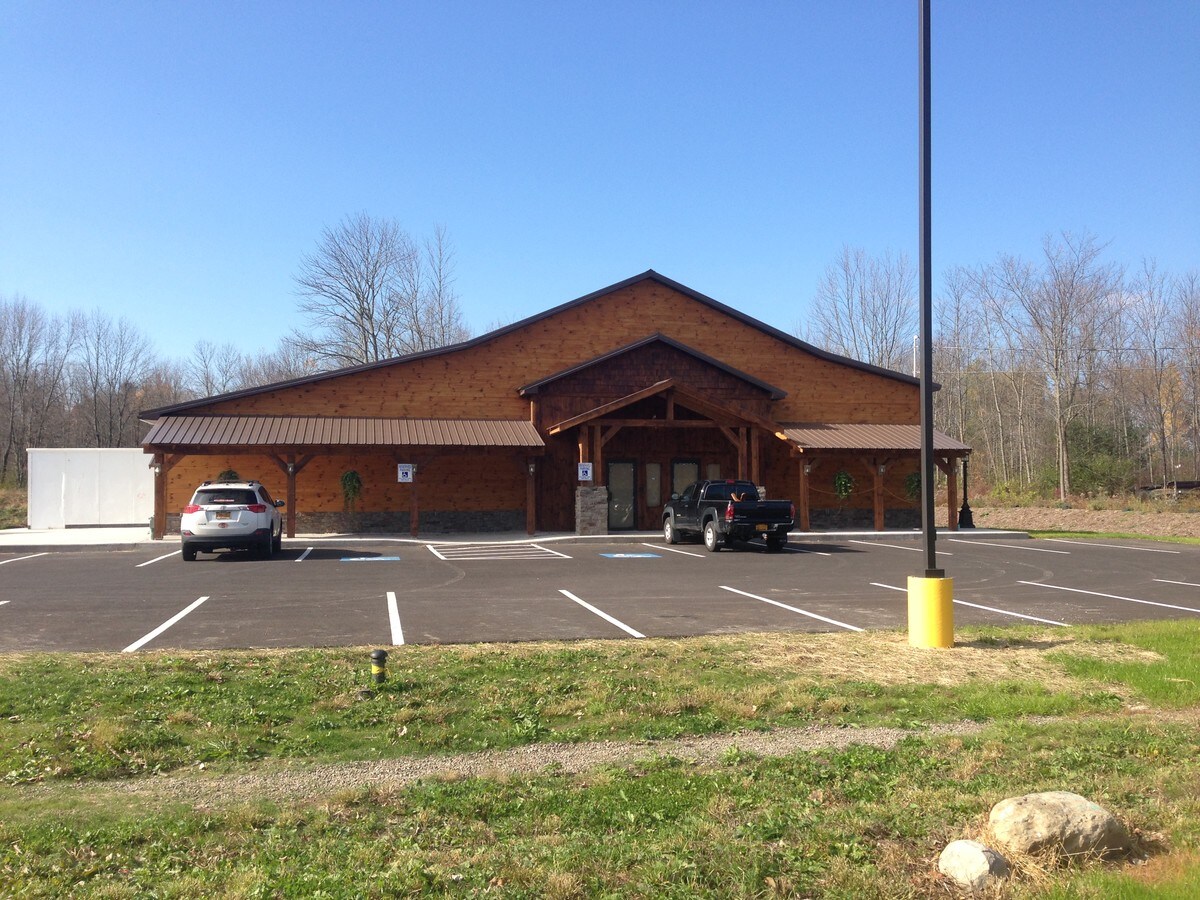 9461 Brewerton Rd, Brewerton, NY 13029