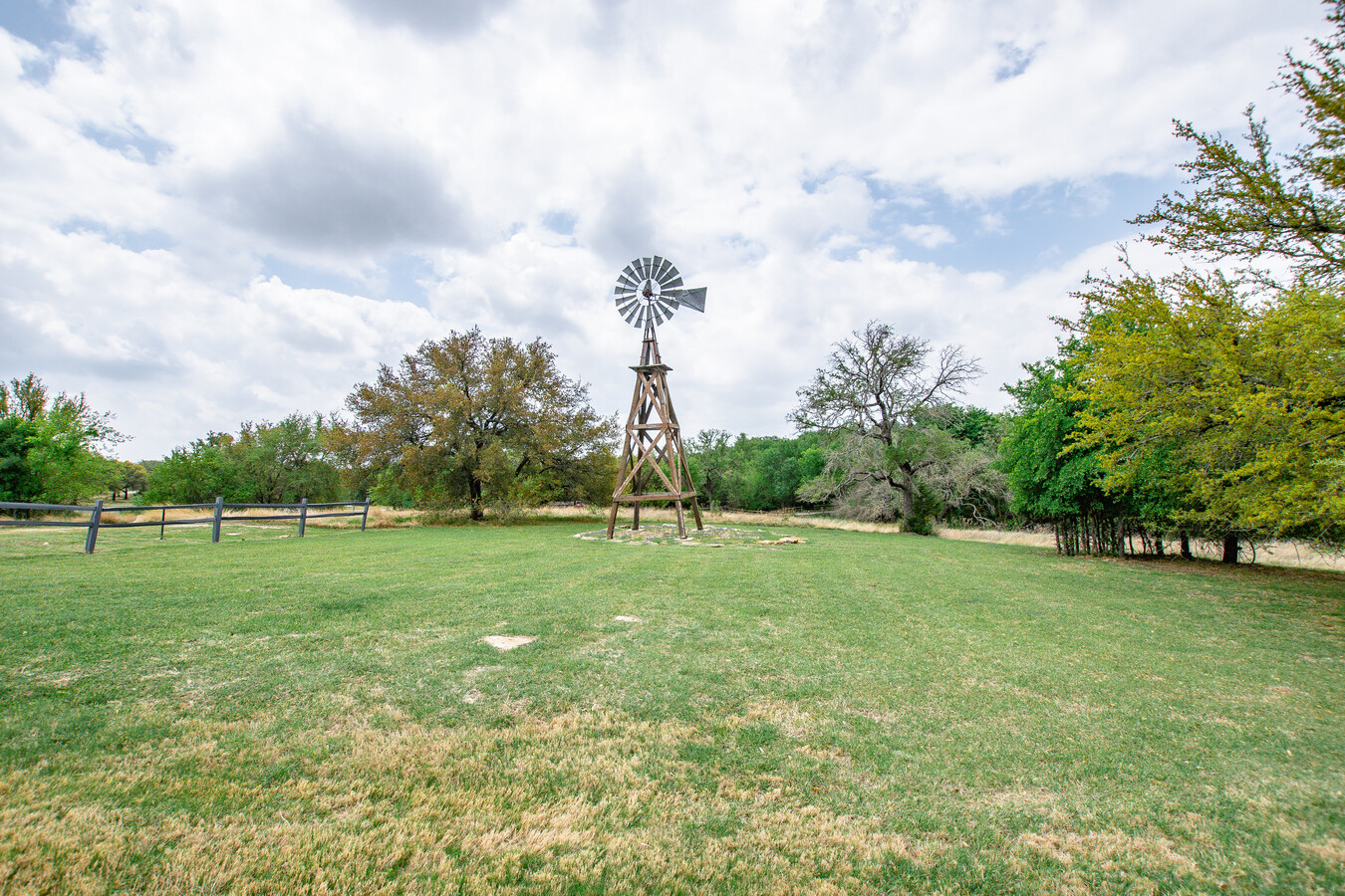 1808 Bridge St, Gatesville, TX 76528 | LoopNet