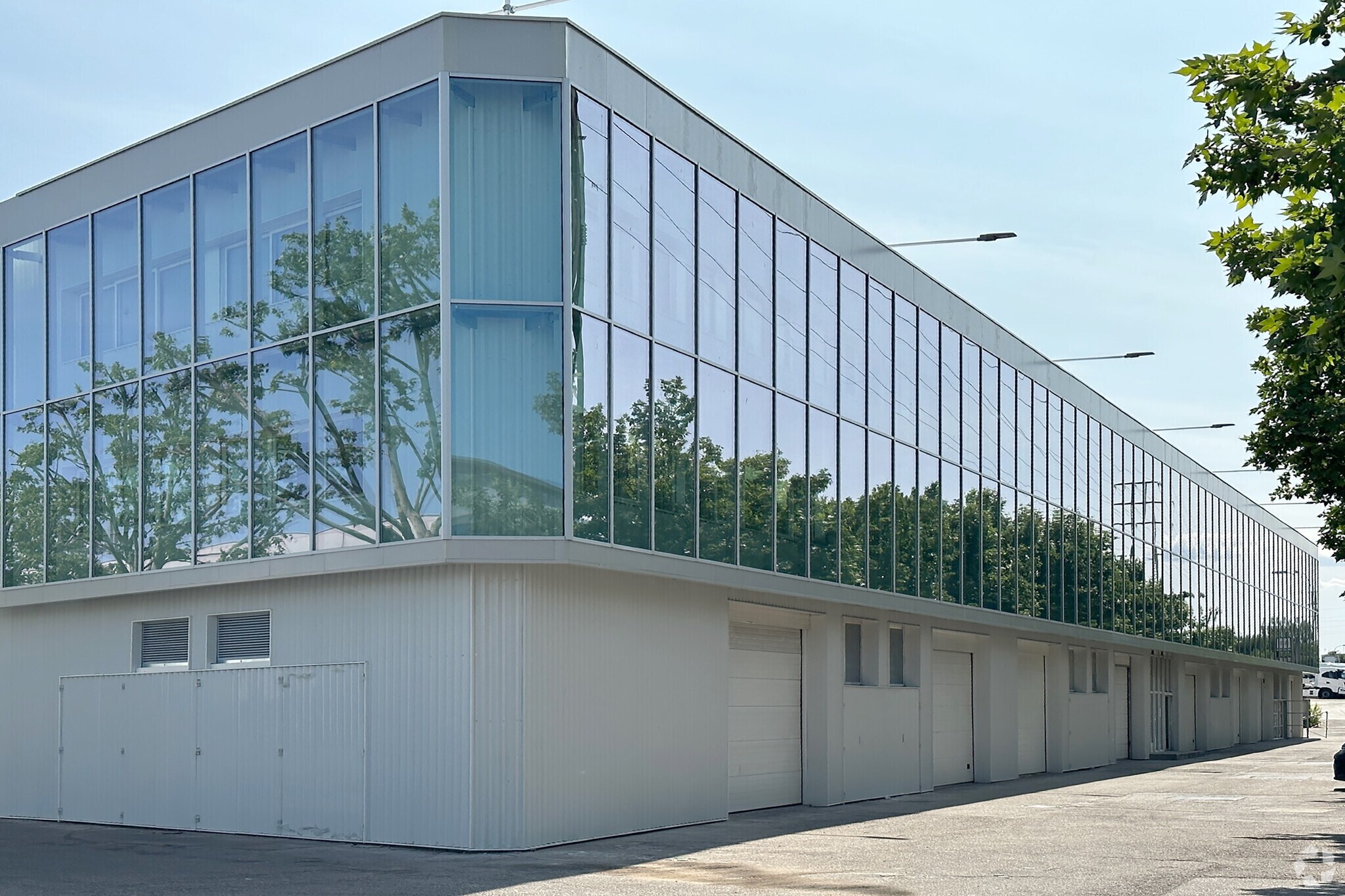 Camino Rejas, 1, Coslada, Madrid for lease Interior Photo- Image 1 of 2