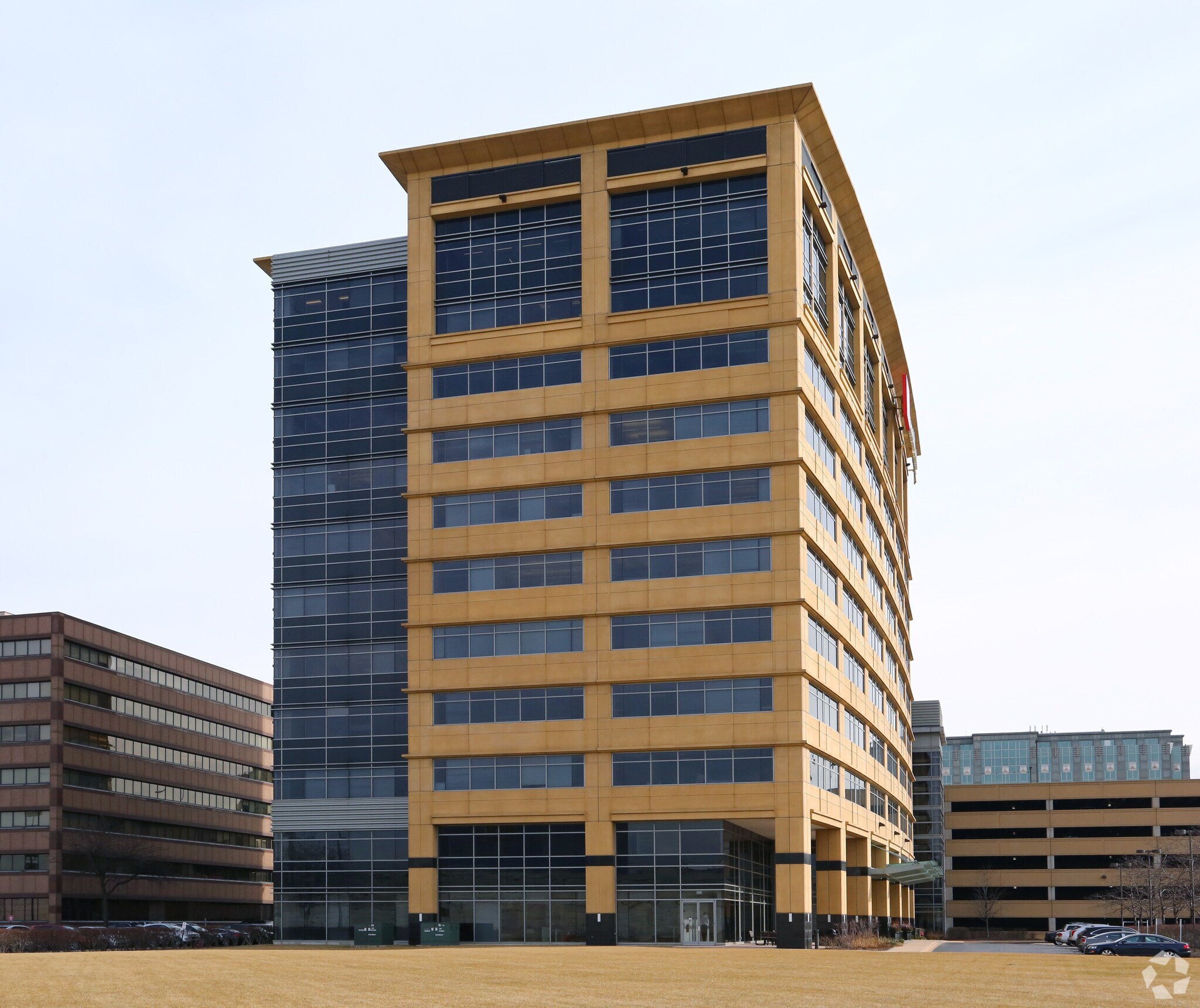 9550 W Higgins Rd, Rosemont, IL 60018 Pointe O'Hare