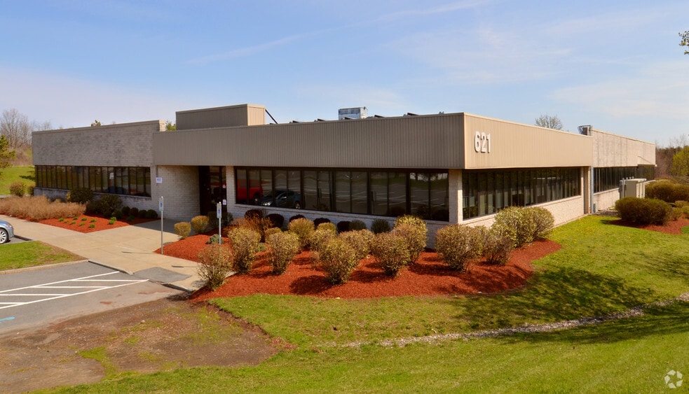 621 Columbia Street Ext, Cohoes, NY 12047