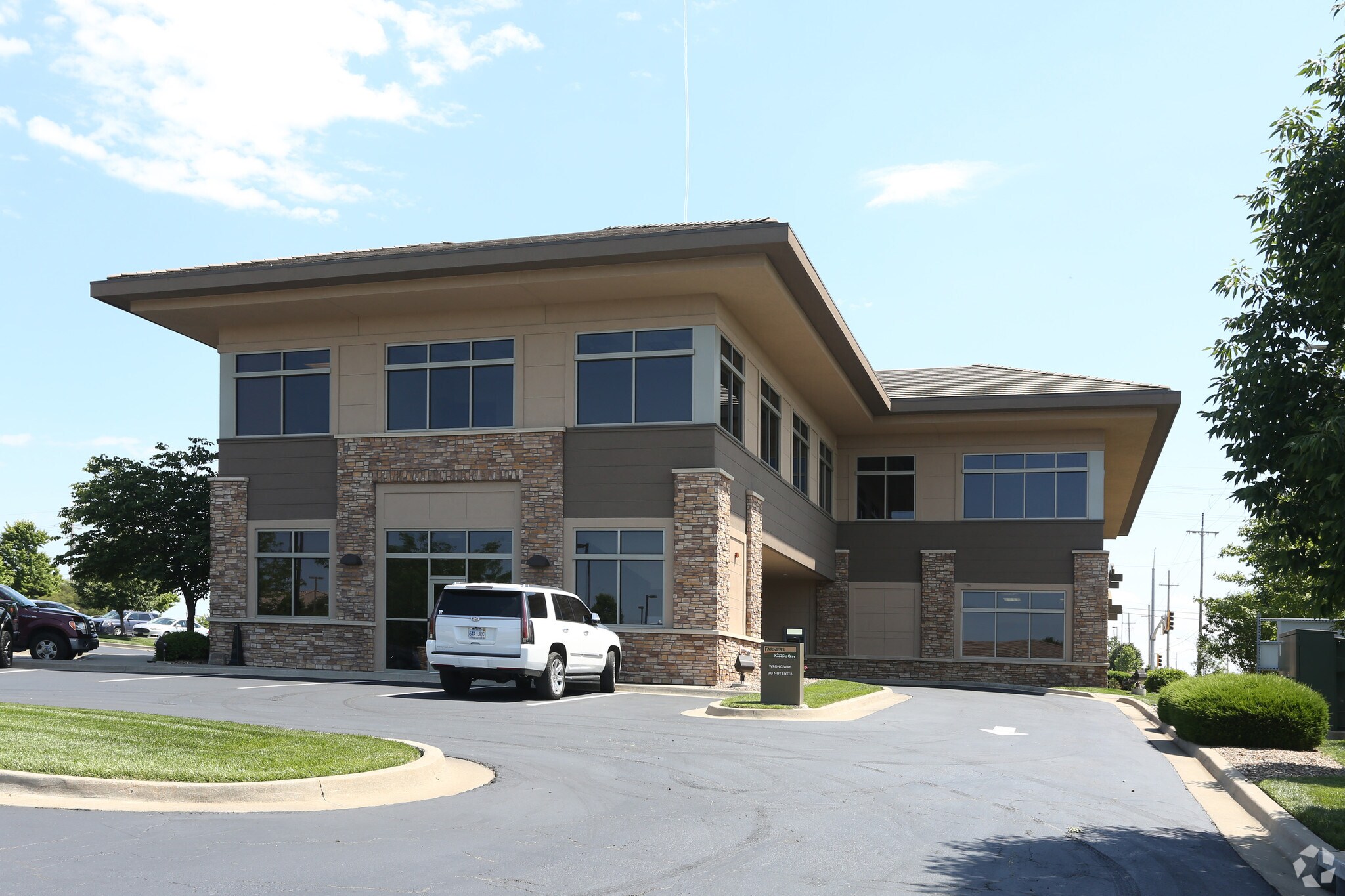 14231 Metcalf Ave, Overland Park, KS for sale Primary Photo- Image 1 of 1