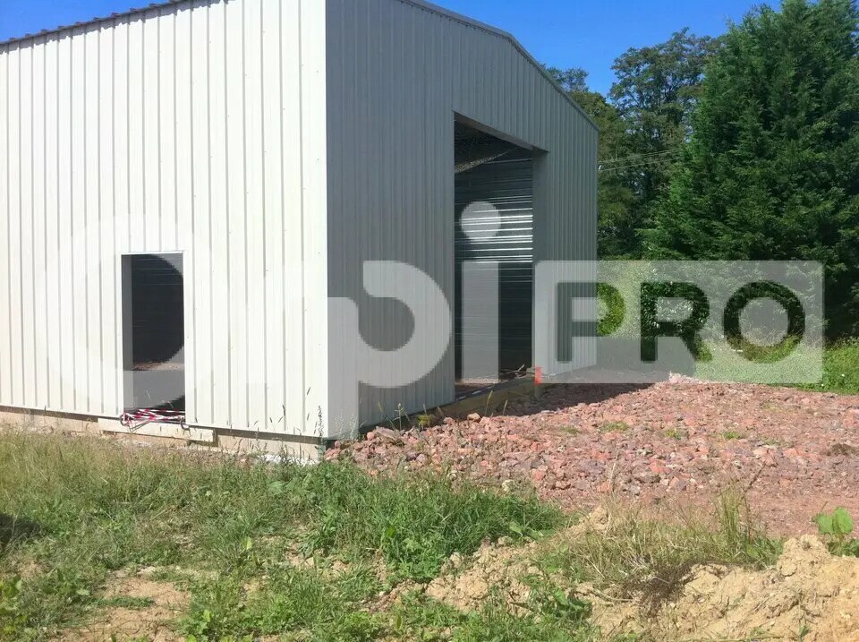 Flex in Saint-Étienne-sur-Chalaronne for lease Building Photo- Image 1 of 5