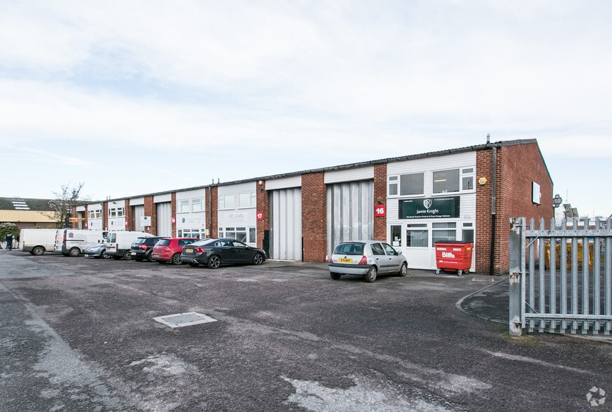 Malmesbury Rd, Cheltenham for lease - Building Photo - Image 2 of 7