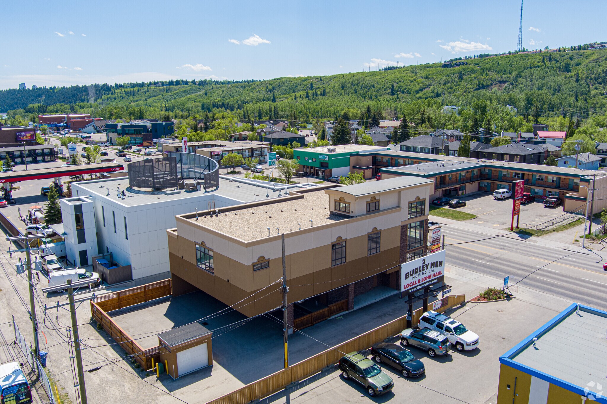 46304632 16 Ave NW, Calgary, AB T3B 0M8 Retail for Sale