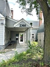 2305 Commerce Blvd, Mound, MN for lease Building Photo- Image 1 of 7
